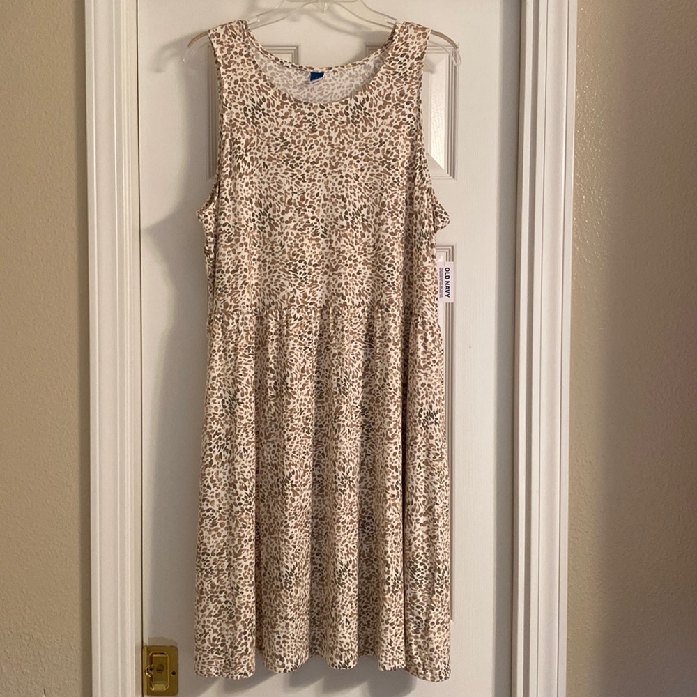 ‼️Last day‼️ Get before it’s gone❗️ NWT Old Navy XL Animal Print Dress